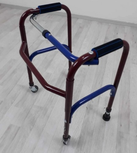 Rehabilitasyon Y�r�me ve Ayakta Durma Aleti